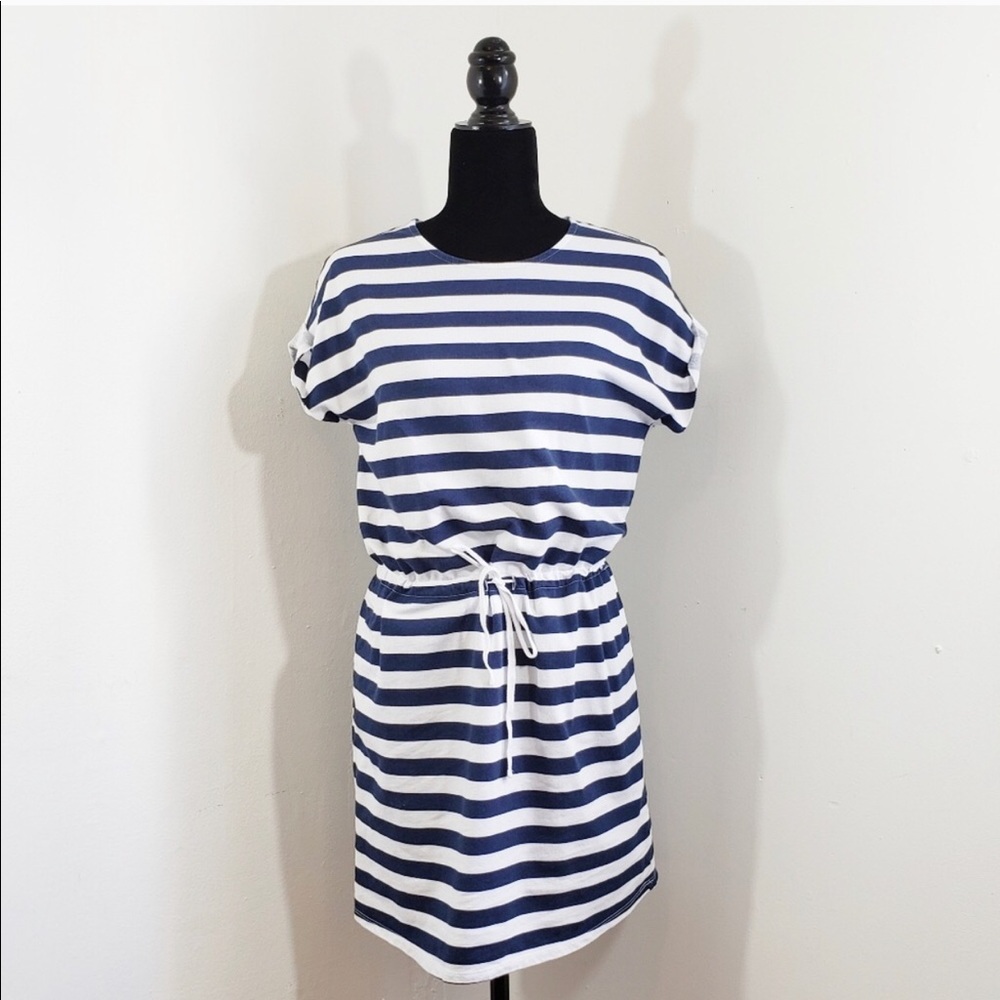 Striped drawstring dress - Picture 1 of 3